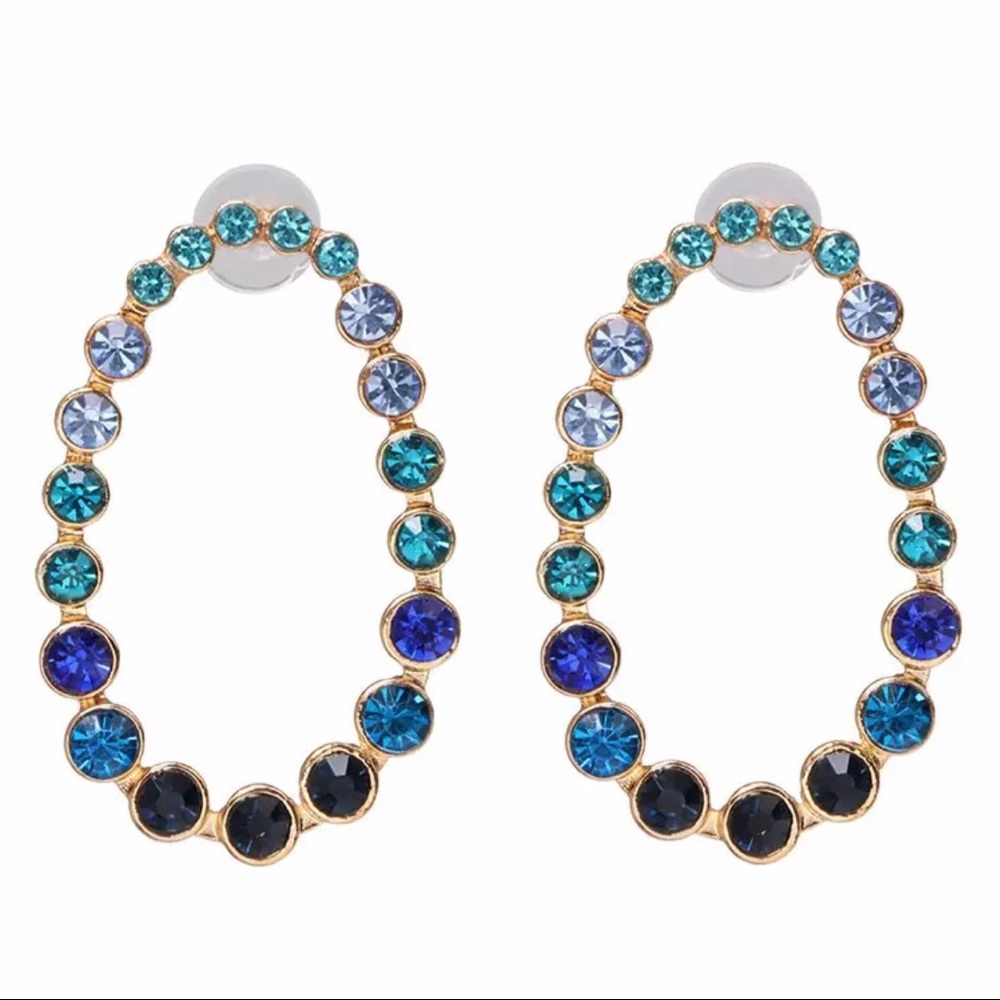 💙 BRAND NEW Glass Crystal Teardrop Earrings 💙